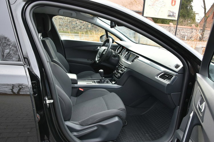 Peugeot 508 1.6HDi 120KM 2018r. Climatronic TEMPOMAT NAVi Kamera Blis zdjęcie 10