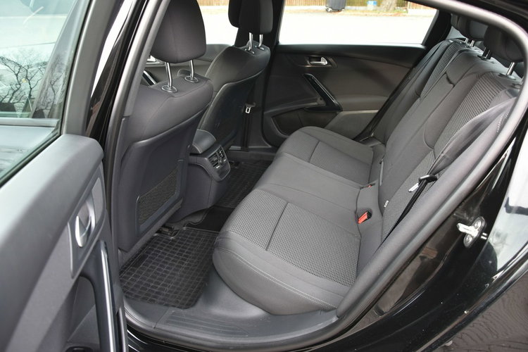 Peugeot 508 1.6HDi 120KM 2018r. Climatronic TEMPOMAT NAVi Kamera Blis zdjęcie 13