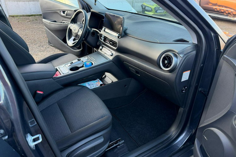 Hyundai Kona EV, 100KW, NAVI, gwarancja zdjęcie 15
