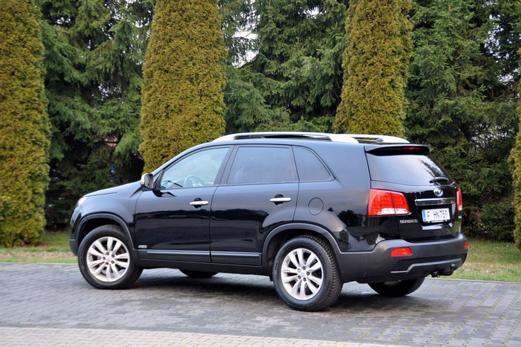 Kia Sorento 2.2CRDi(197KM) AWD Xenon Panorama Skóry Automat El.Fotel Alu18"ASO zdjęcie 13