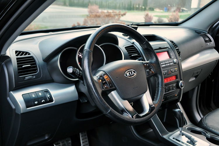 Kia Sorento 2.2CRDi(197KM) AWD Xenon Panorama Skóry Automat El.Fotel Alu18"ASO zdjęcie 23