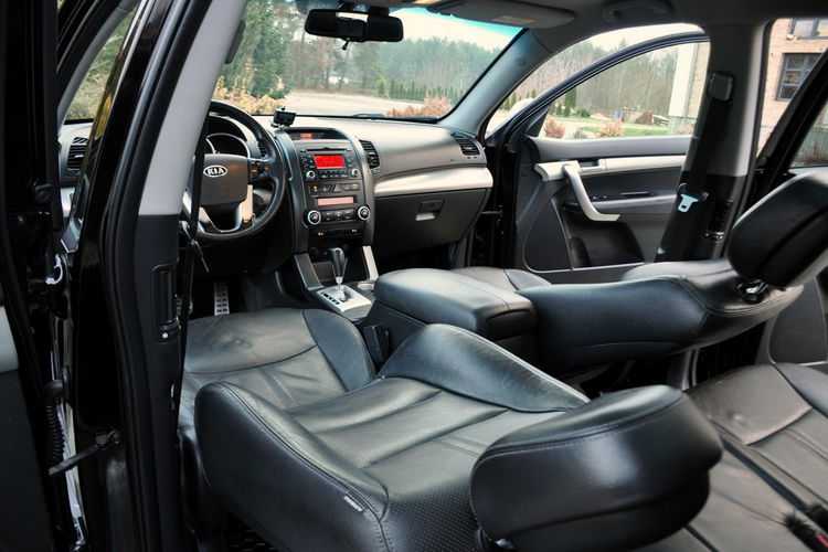 Kia Sorento 2.2CRDi(197KM) AWD Xenon Panorama Skóry Automat El.Fotel Alu18"ASO zdjęcie 29