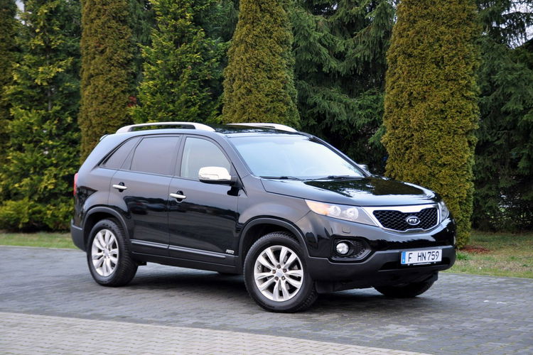 Kia Sorento 2.2CRDi(197KM) AWD Xenon Panorama Skóry Automat El.Fotel Alu18"ASO zdjęcie 3