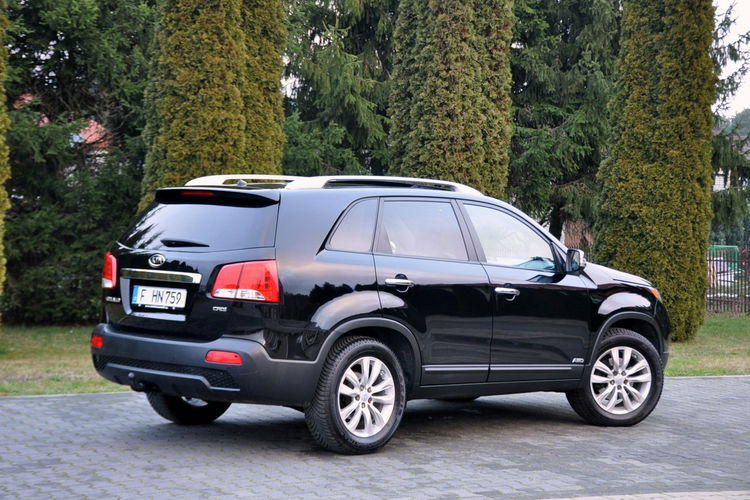 Kia Sorento 2.2CRDi(197KM) AWD Xenon Panorama Skóry Automat El.Fotel Alu18"ASO zdjęcie 5