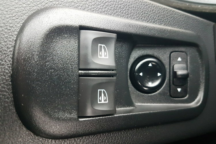 Renault Master 8EP CHŁODNIA 4.21x2.11x2.00 IZOTERMA AGREGAT CARRIER GRZANIE KLIMA zdjęcie 9