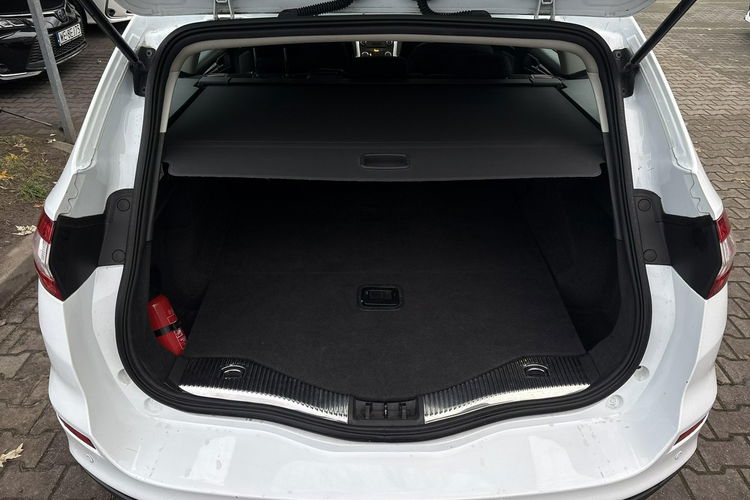 Ford Mondeo 1.5 160KM, salon PL, HAK, czujniki parkowania zdjęcie 11