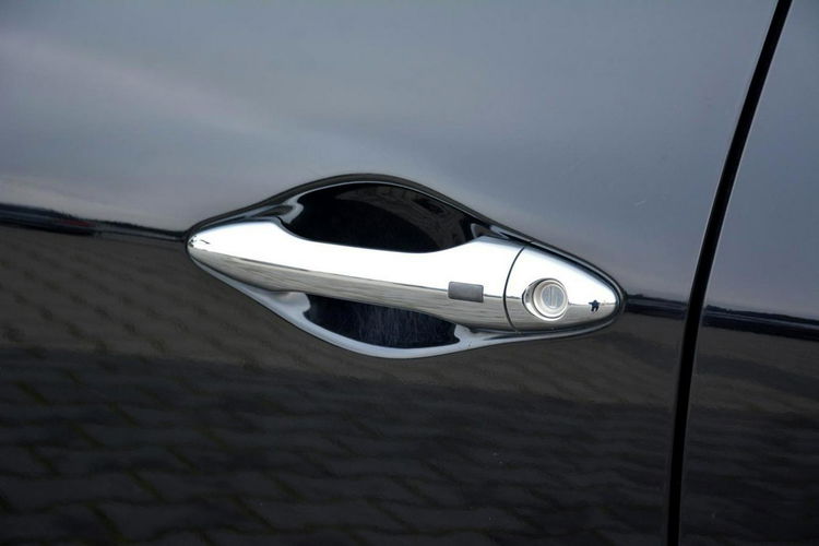 Hyundai ix35 Premium Keyless go Duża Navi Kamera Klimatronic pół-Skóry Hak ASO zdjęcie 17