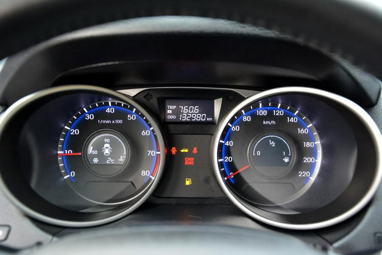 Hyundai ix35 Premium Keyless go Duża Navi Kamera Klimatronic pół-Skóry Hak ASO zdjęcie 28