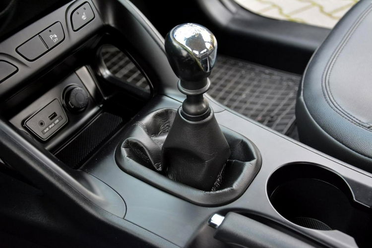 Hyundai ix35 Premium Keyless go Duża Navi Kamera Klimatronic pół-Skóry Hak ASO zdjęcie 34