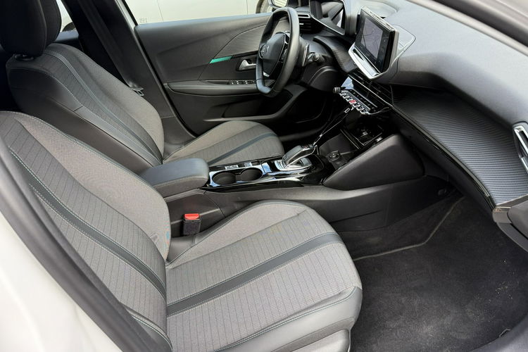 Peugeot 208 Automat. Virtualny kokpit. Panorama dach. Nowy rozrzad zdjęcie 29