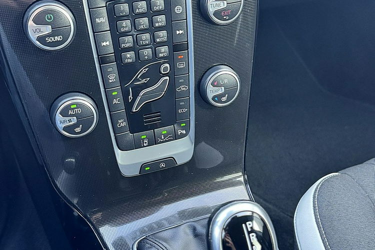 Volvo V40 Full LED Navi BLIS Aktywny Tempomat Gwarancja zdjęcie 18