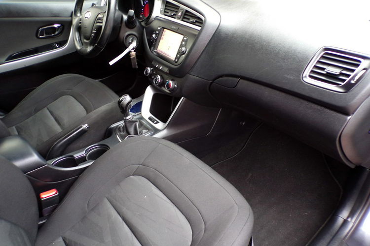Kia Cee'd Led /Kamera /Navi /1.6 /135KM / I Właść/2016r zdjęcie 23