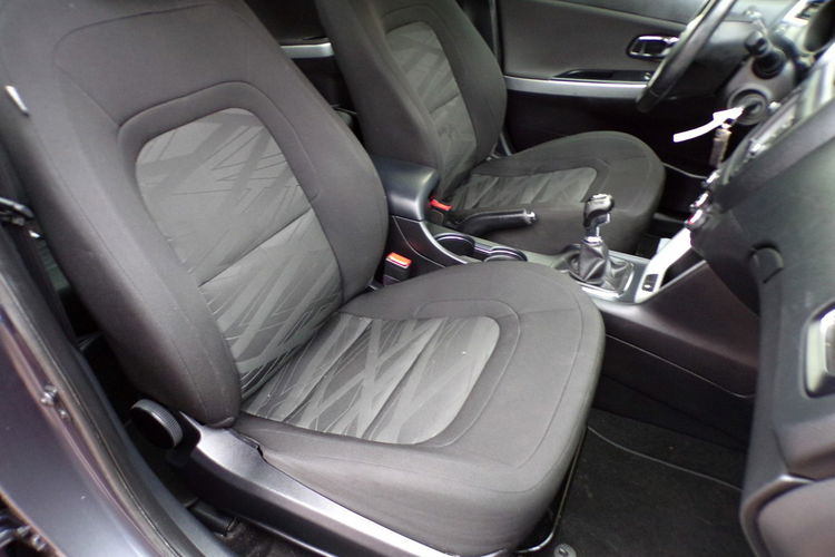 Kia Cee'd Led /Kamera /Navi /1.6 /135KM / I Właść/2016r zdjęcie 25