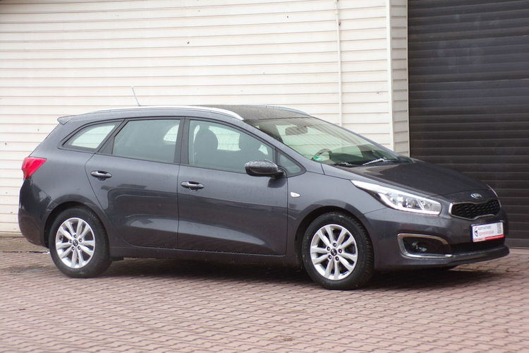 Kia Cee'd Led /Kamera /Navi /1.6 /135KM / I Właść/2016r zdjęcie 3