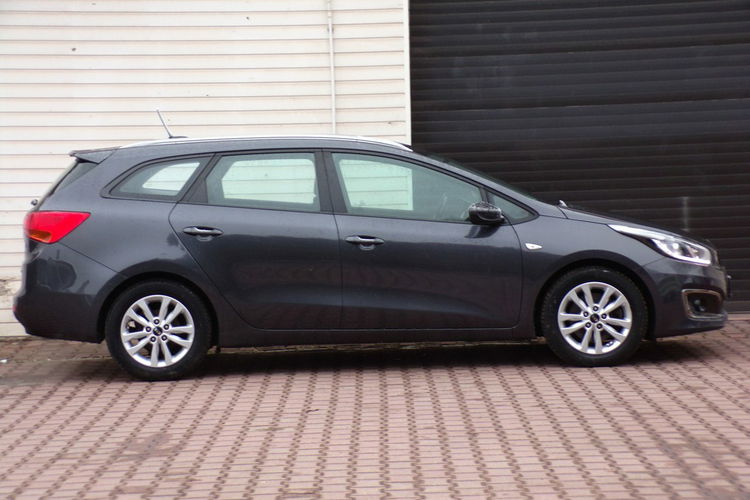 Kia Cee'd Led /Kamera /Navi /1.6 /135KM / I Właść/2016r zdjęcie 4