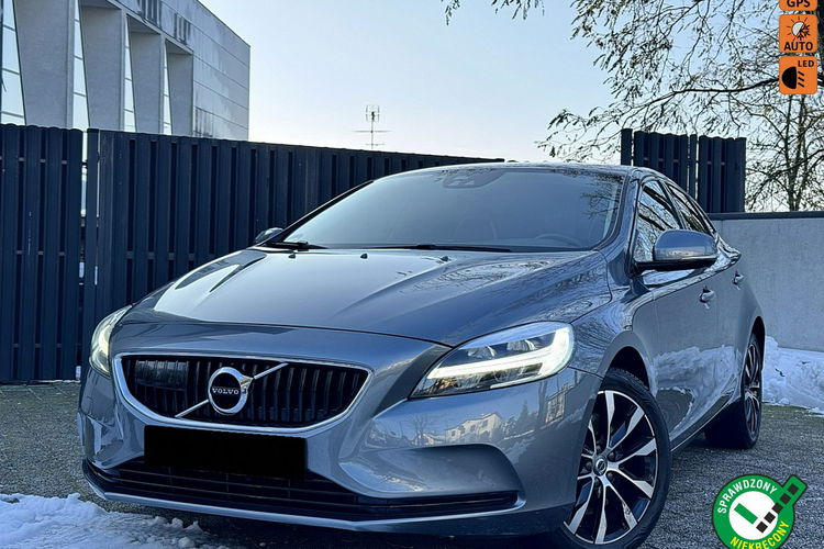 Volvo V40 2019r Full LED Navi BLIS Aktywny Tempomat Gwarancja zdjęcie 1