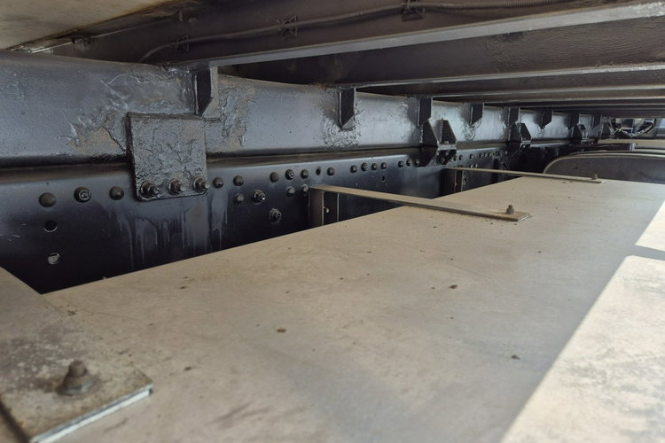 MAN TGS 26.400 MAN TGS 26.400 / KONTENER + IZOTERMA / 1 WŁ / ZAREJESTROWANY / WEBASTO zdjęcie 22