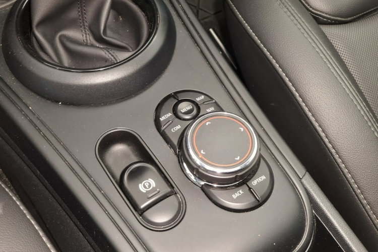 MINI Countryman '19 Navi Kamera A U T O M A T 4 x 4 zdjęcie 13