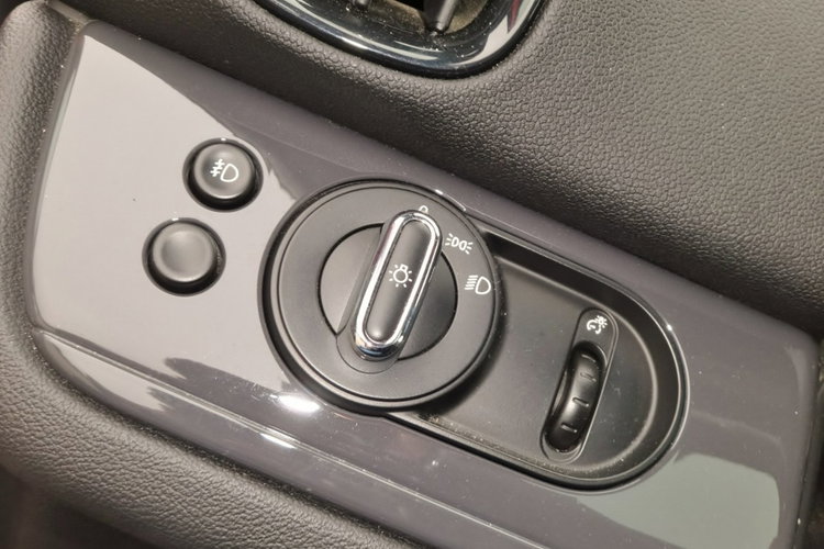 MINI Countryman '19 Navi Kamera A U T O M A T 4 x 4 zdjęcie 21