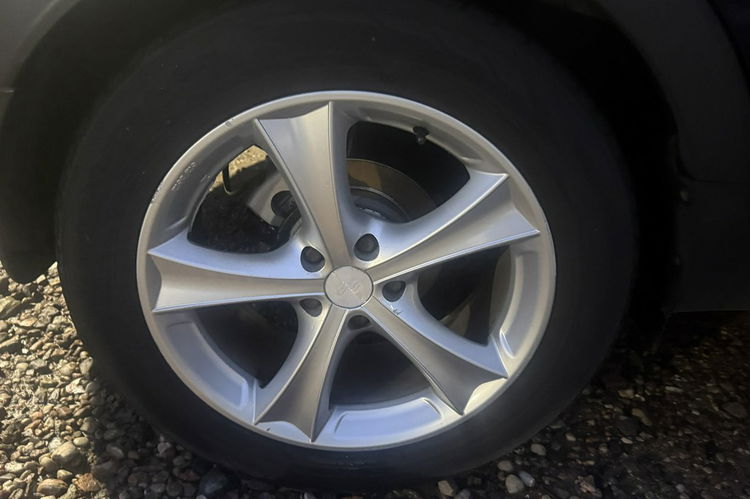 Kia Sportage 1.7 Crdi ledy xenon doinwestowany bezwypadkowy pełen serwis 1.t.gwaran zdjęcie 12