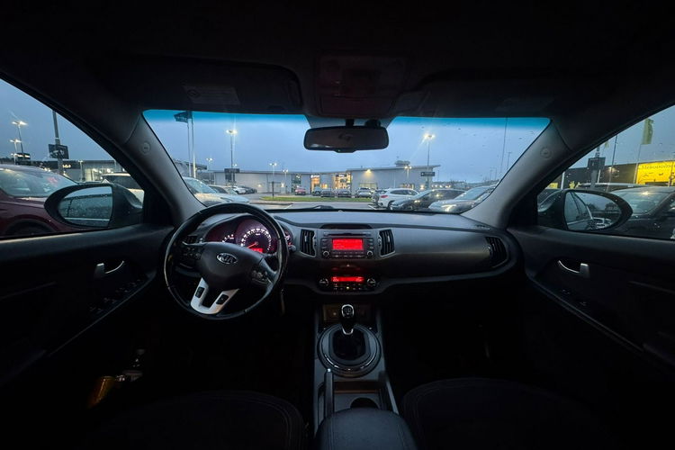 Kia Sportage 1.7 Crdi ledy xenon doinwestowany bezwypadkowy pełen serwis 1.t.gwaran zdjęcie 4