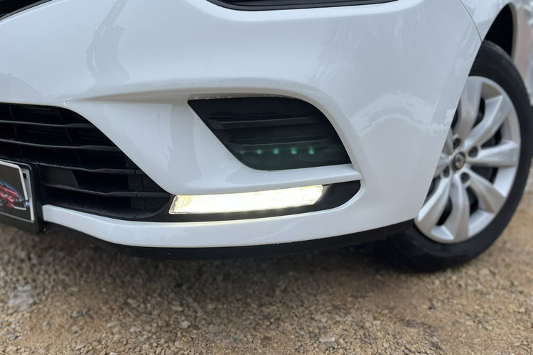 Renault Clio 0.9 Zarejestrowany Klima Tablet Navi Tempomat Stan Idealny Bezwypadkow zdjęcie 8