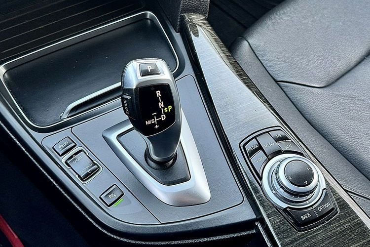 BMW 320 Skóry Navi Climatronic Gwarancja zdjęcie 19