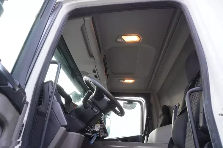 Scania P410 XT 8x4 / 80 tys. km / Betoniarka SCHWING-STATTER AM 9 FHC 9 m3 zdjęcie 11