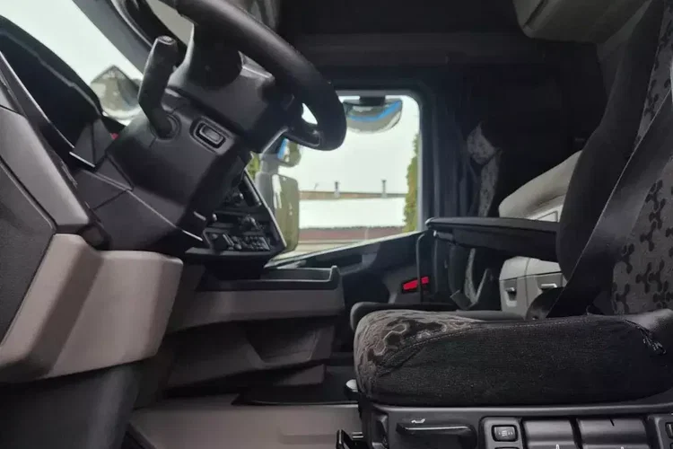 Scania R450 zdjęcie 49