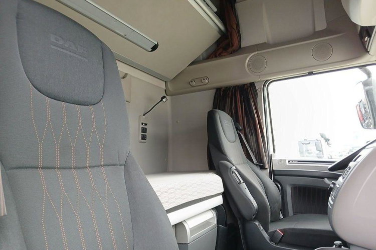 DAF XF 480 FT zdjęcie 8