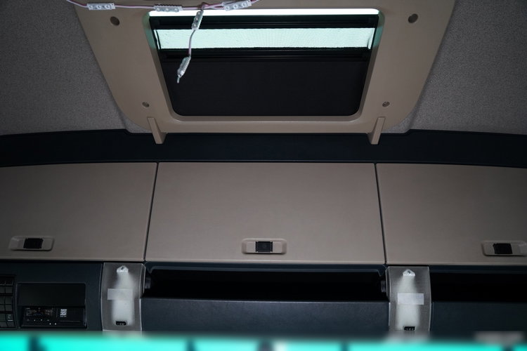 MAN TGX 18.470 / LOW DECK / MEGA / REGULOWANE SIODŁO / 2020 ROK / NAVI zdjęcie 35