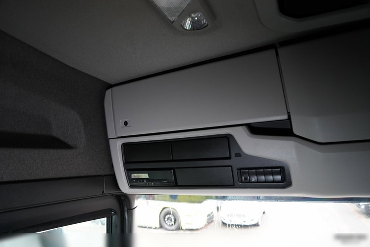 Scania R 450 / RETARDER / NISKA KABINA /  zdjęcie 32