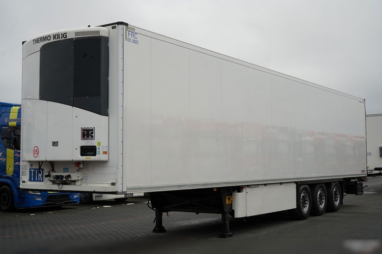 SCHMITZ / CHŁODNIA / THERMO KING  / HAKÓWKA / OŚ PODNOSZONA / KOSZ NA PALETY zdjęcie 1