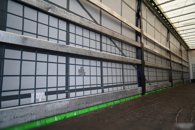 Wielton / FIRANKA / STANDARD / OŚ PODNOSZONA / PLANDEKA ZBROJONA zdjęcie 16