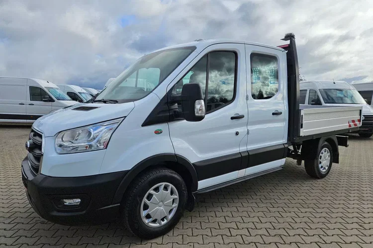 Ford transit DoKa 7 osób 79999zł NETTO 2.0TdCi/131KM zdjęcie 5