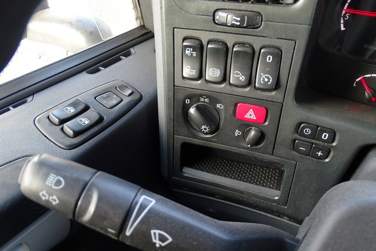 Scania P230 Laweta, Specjalny,  Automat, Pomoc drogowa Pomoc drogowa, Laweta, Najazd, Pojazd Specjalny, , Automat P230 zdjęcie 23