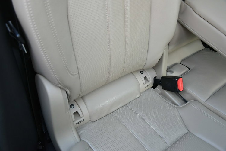 Land Rover Discovery Sport HSE 2.0 BENZYNA 241KM XI.2016r. SALON 4x4 7os. Skóra Kamera Panorama zdjęcie 36