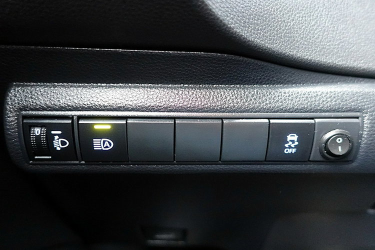 Toyota Corolla LED+NAVI+Kamera+ACC+2xKlimatronic 3LataGWARANCJA 1wł Kraj Bezwyp. F23% 4x2 zdjęcie 15