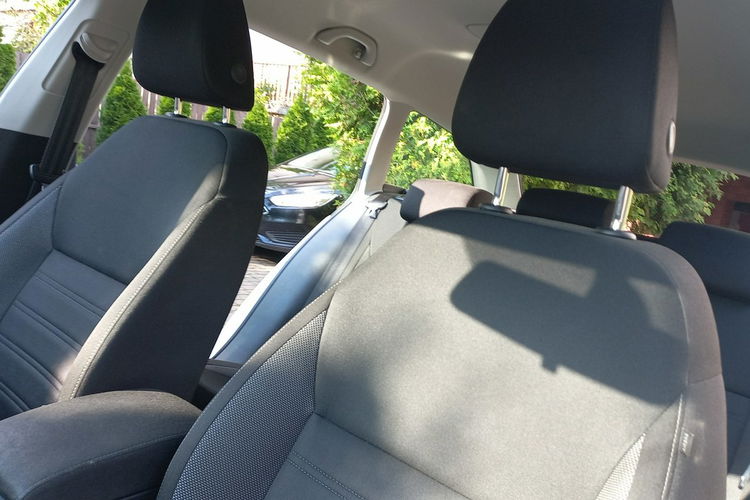 Skoda Octavia REZERWACJA DSG Podgrzewane fotele i przednia szyba 1.5 TSI 150KM zdjęcie 12