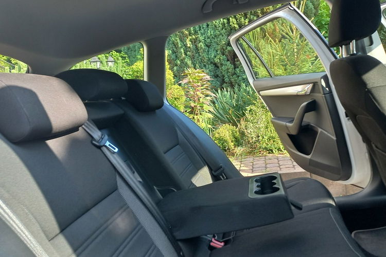 Skoda Octavia REZERWACJA DSG Podgrzewane fotele i przednia szyba 1.5 TSI 150KM zdjęcie 18