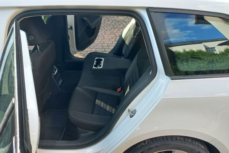 Skoda Octavia REZERWACJA DSG Podgrzewane fotele i przednia szyba 1.5 TSI 150KM zdjęcie 29
