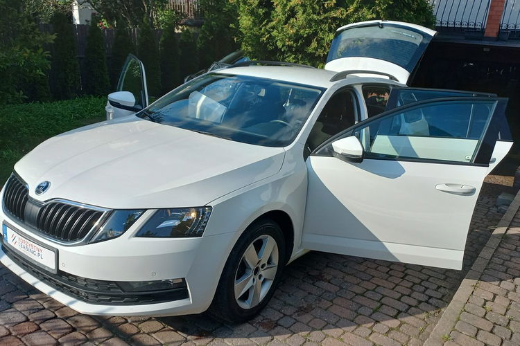 Skoda Octavia REZERWACJA DSG Podgrzewane fotele i przednia szyba 1.5 TSI 150KM zdjęcie 5