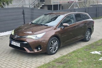 Toyota Avensis 2.0 Diesel | | Gwarancja | Bogate wyposażenie |