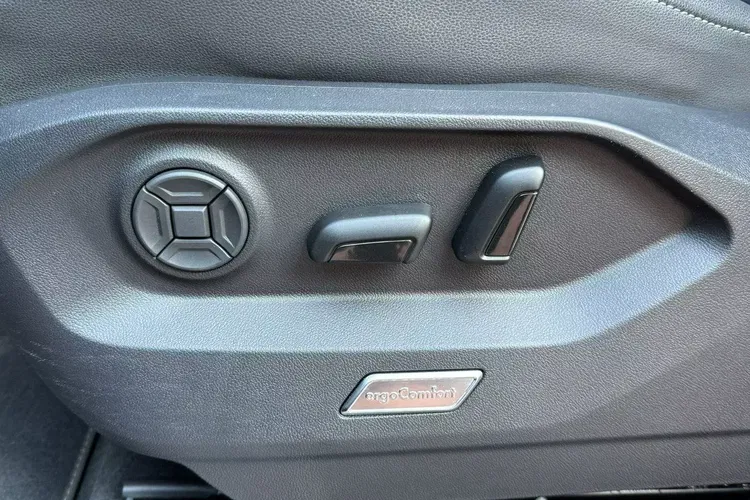 Volkswagen touareg zdjęcie 20