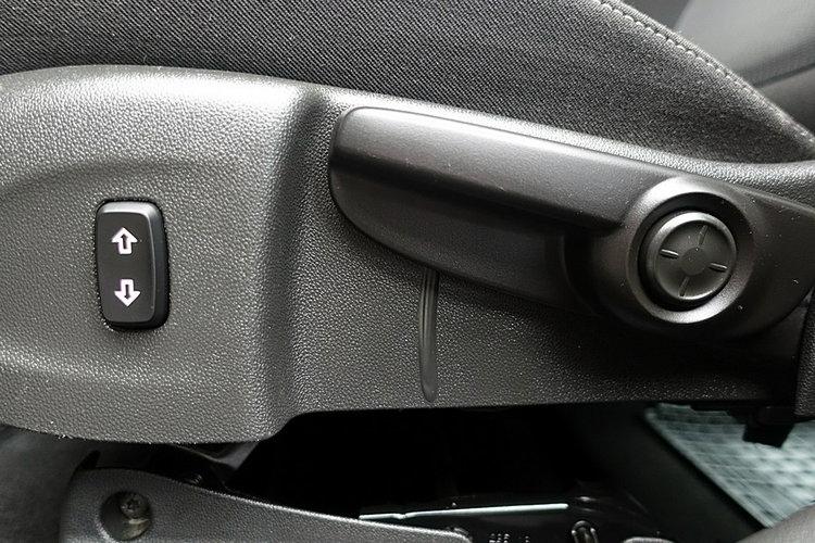 Opel Insignia Tylko 87 Tys KM AUTOMAT GWARANCJA I-wł Kraj Bezwypad F23% 4x2 zdjęcie 15