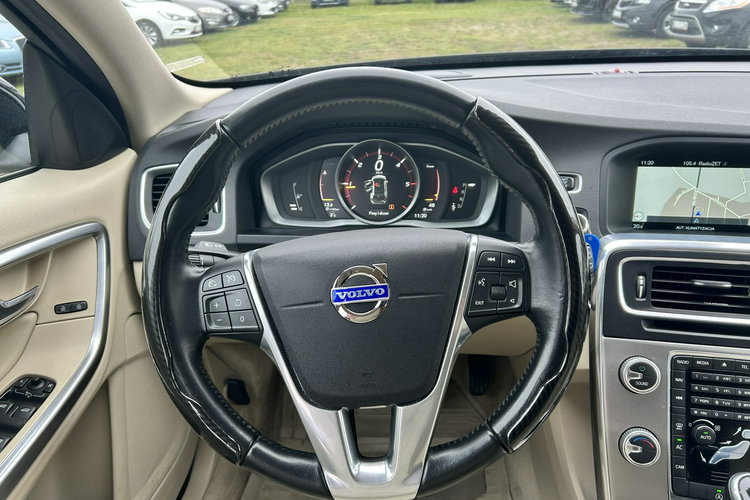Volvo V60 D2 tylko 109 tyś km zdjęcie 13