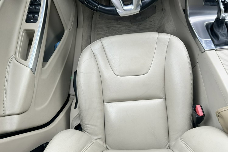 Volvo V60 D2 tylko 109 tyś km zdjęcie 14