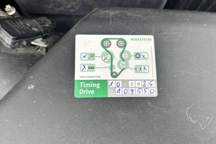 Volvo V60 D2 tylko 109 tyś km zdjęcie 20