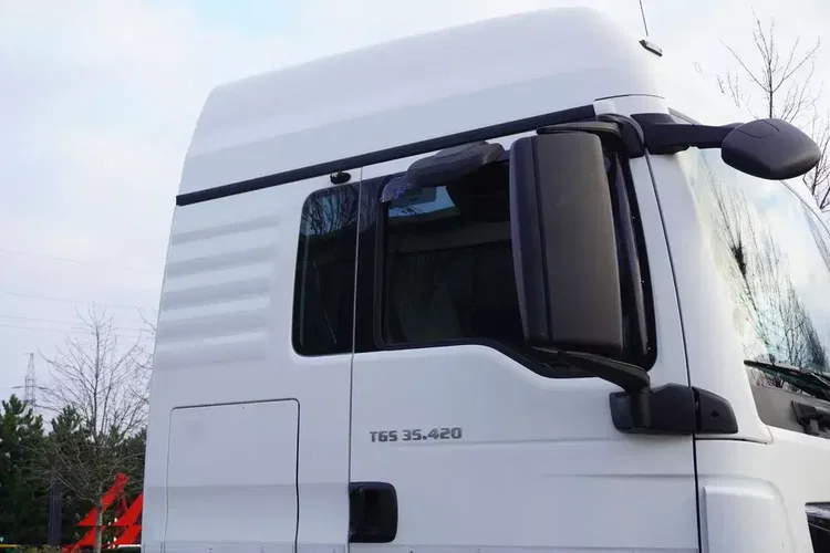 MAN TGS 35.420 8×2 / Rama 6.4 m / 3 osie skrętne / 2 sztuki zdjęcie 14