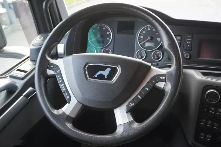 MAN TGS 35.420 8×2 / Rama 6.4 m / 3 osie skrętne / 2 sztuki zdjęcie 20